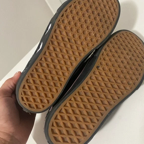 Vans.  Lazy Oaf Black and Pink Heart Sneakers - Picture 5 of 5